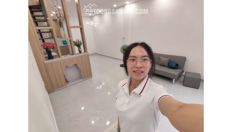 Nhà 2 tầng xe hơi đổ cửa, 41m² ngay Aeon Tân Phú chỉ 5Đ nhỏ